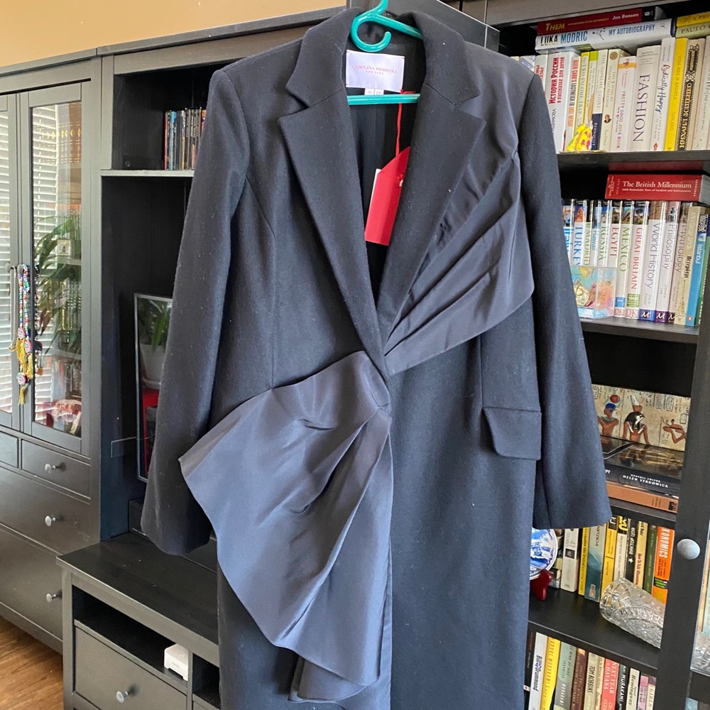 Carolina Herrera wool coat with taffeta bow - Picture 4 of 7